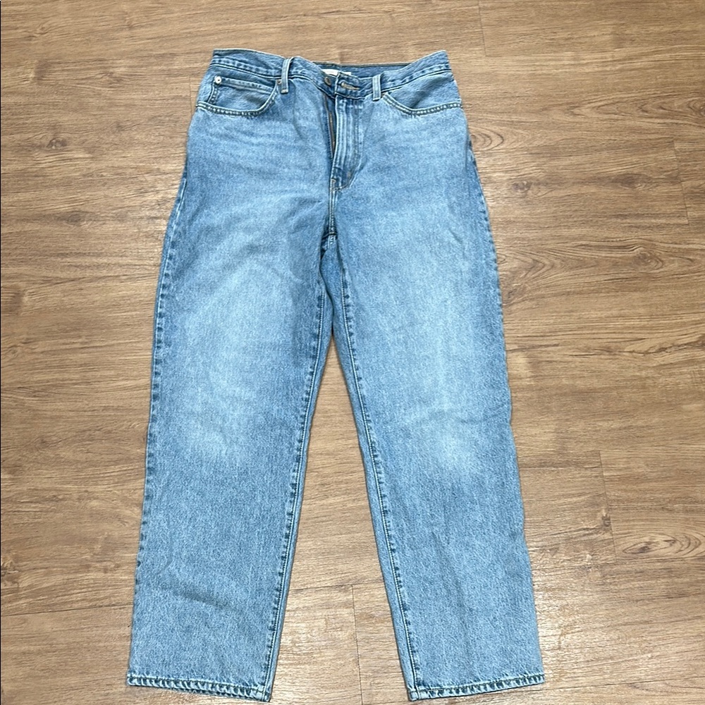 Classic High-Rise Light Blue Women's Jeans